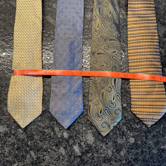 Lot of 4 American Modern Alexander Julian silk neckties - Picture 6 of 9